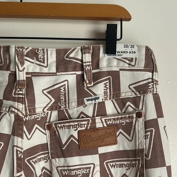 Wrangler Patterned Brown Westeward 626 high rise boot Women's Pants - Picture 3 of 6